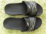 Asics slippers maat 37, Kinderen en Baby's, Kinderkleding | Schoenen en Sokken, Ophalen of Verzenden, Zo goed als nieuw, Asics