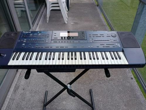 Roland EM 2000, Muziek en Instrumenten, Keyboards, Gebruikt, 61 toetsen, Roland, Aanslaggevoelig, Midi-aansluiting, Ophalen