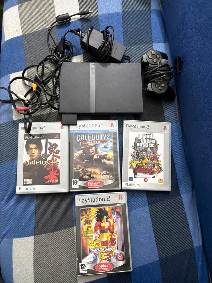 PlayStation 2 Slim (Model SCPH-77003)4 Games – Fully Working, Games en Spelcomputers, Spelcomputers | Sony PlayStation 2, Zo goed als nieuw