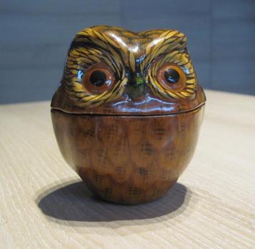 Houten potje - Uiltje - met deksel beschikbaar voor biedingen