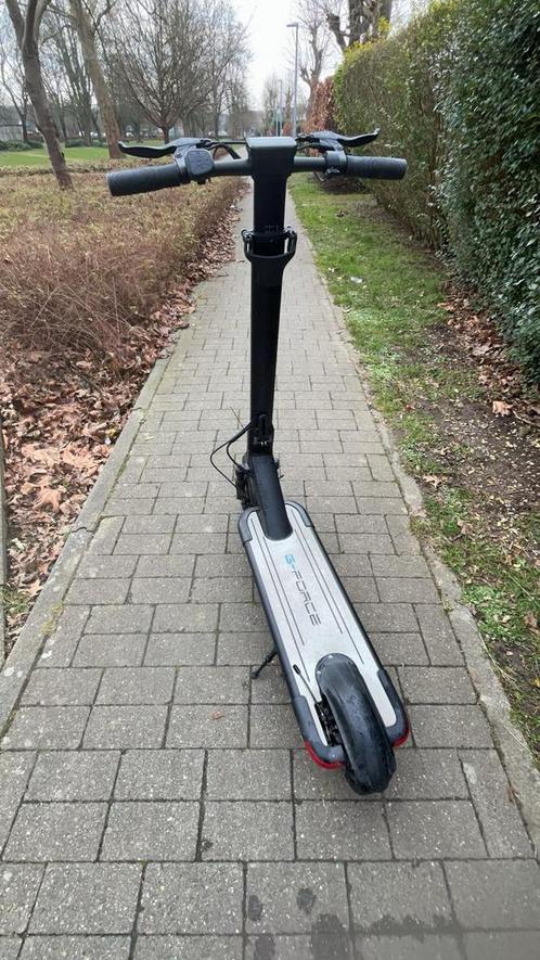 Elektrische step, Fietsen en Brommers, Steps, Zo goed als nieuw, Elektrische step (E-scooter), Ophalen of Verzenden