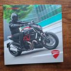 Moto DUCATI   2012, Motoren, Handleidingen en Instructieboekjes, Ophalen of Verzenden, Ducati