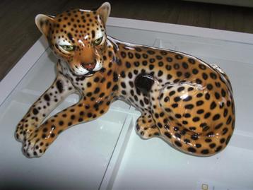 Keramiek beeld van "Jaguar "