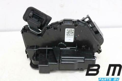 Portierslot rechtsachter VW Passat B8 5NA839016B, Auto-onderdelen, Overige Auto-onderdelen, Gebruikt