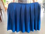6 tafelrokken blauw, Ophalen