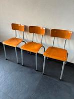 Schoolstoelen - 3 beschikbaar - stapelbaar, Huis en Inrichting, Stoelen, Ophalen, Gebruikt, Vintage, Metaal