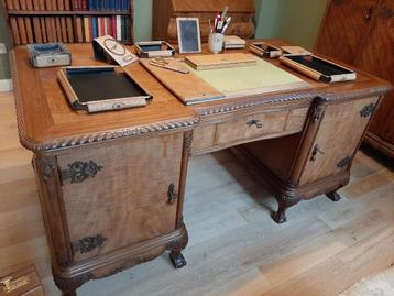 ENSEMBLE DE BUREAU EN CUIR