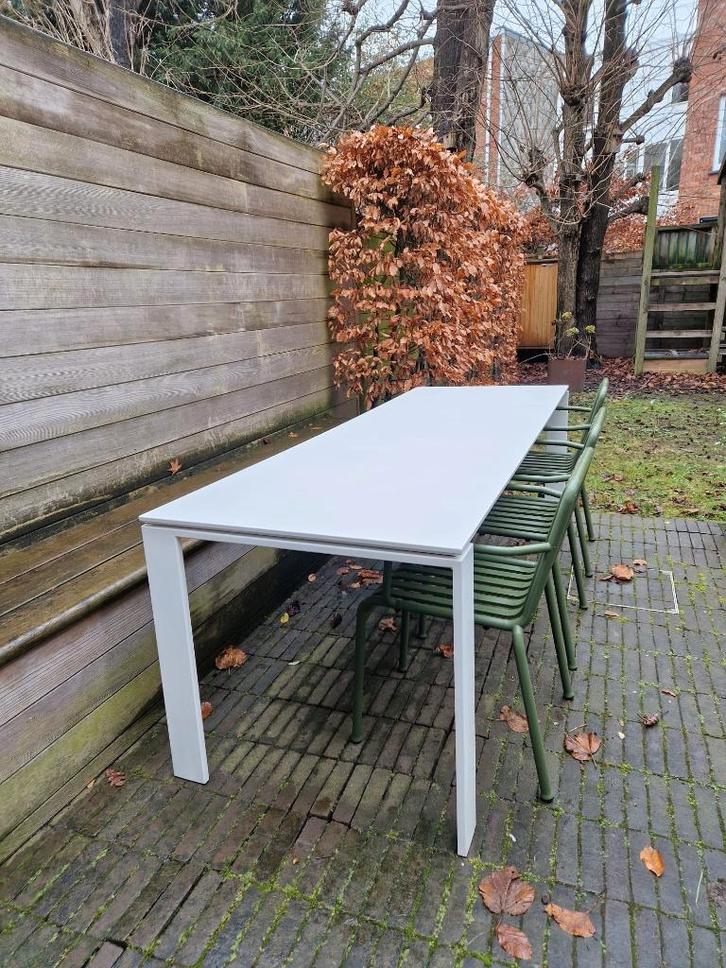 Grote witte design tuintafel (Kartell four table outdoor), Jardin & Terrasse, Tables de jardin, Utilisé, Rectangulaire, Métal