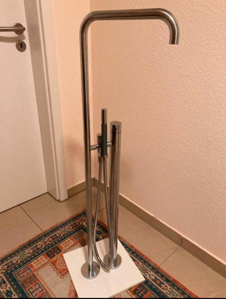 Vola Fs1 exclusieve staande badkraan, Doe-het-zelf en Bouw, Sanitair, Nieuw, Kraan, Chroom, Ophalen of Verzenden