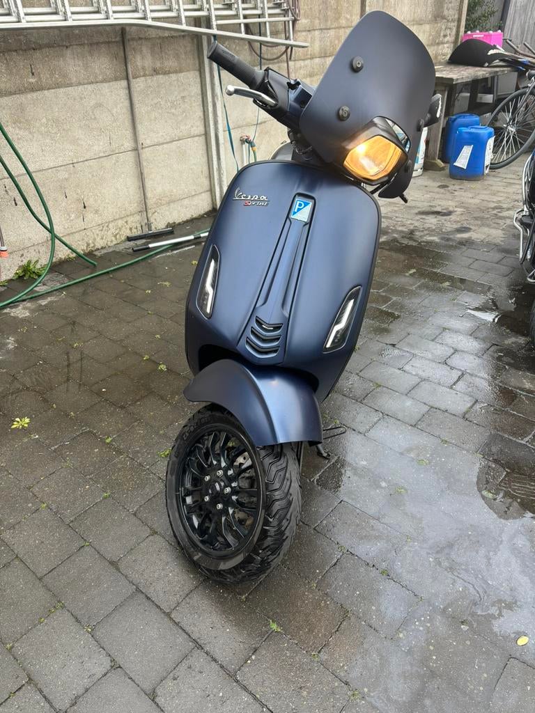 Vespa sprint 80cc, Ophalen, Zo goed als nieuw, Klasse B (45 km/u), Benzine