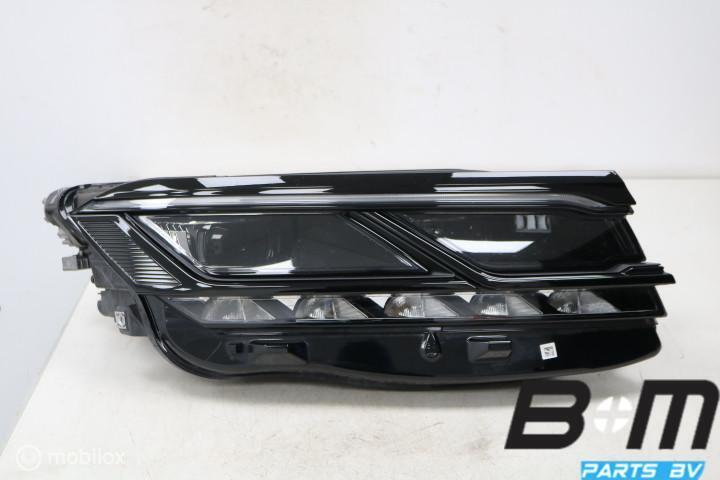 Rechter Matrix LED koplamp zwart VW Touareg 3 761941114A, Gebruikt