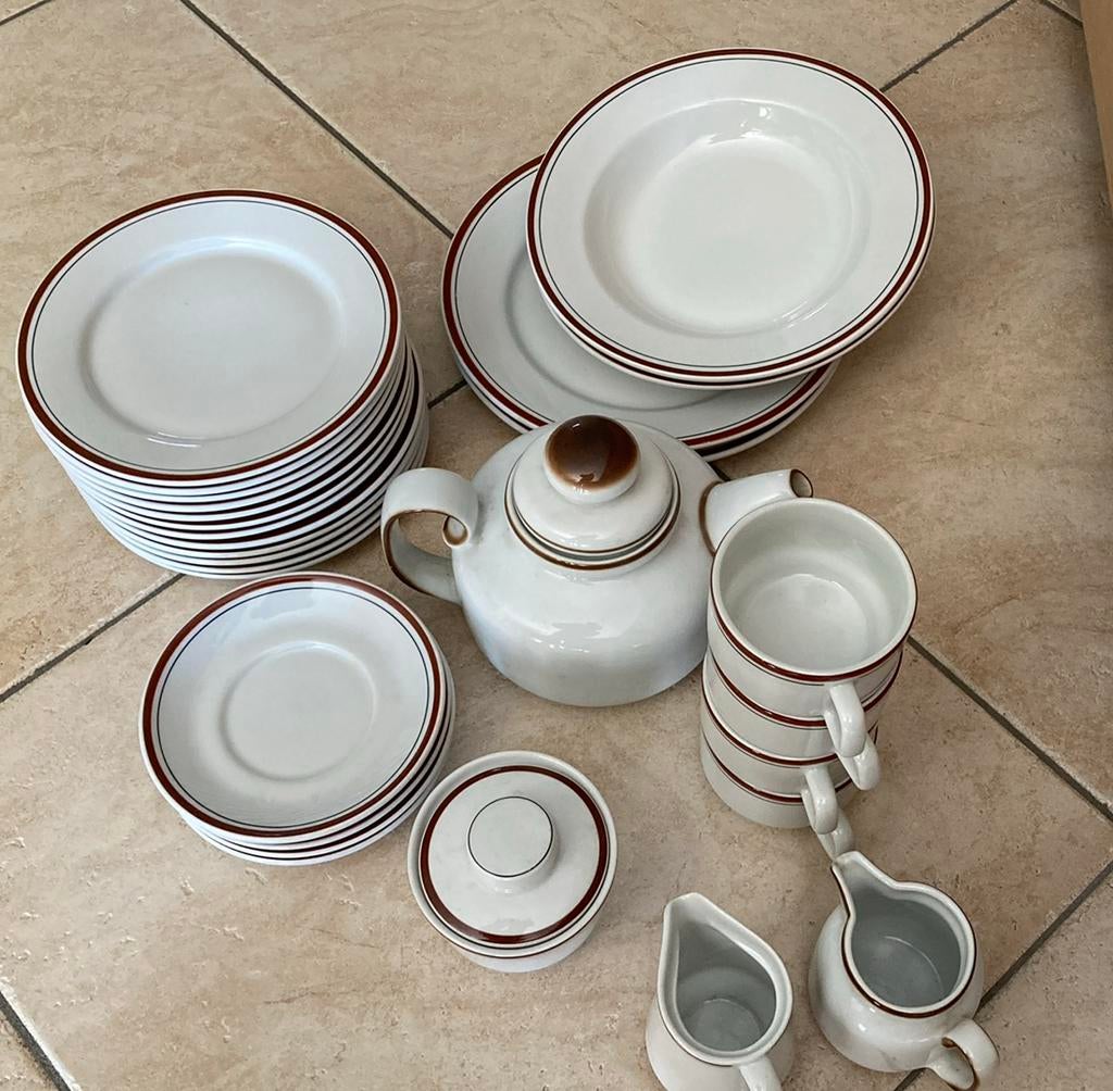 64-delig Servies, 12 personen Lubiana wit met bruine rand, Ophalen