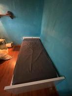 Lit enfant + matelas , avec tiroirs, Enlèvement, Utilisé, Une personne