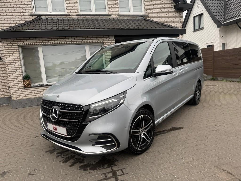 Mercedes V300 Long 2025**6000km**New condition**First hand, Auto's, Mercedes-Benz, Automaat, Leder, Bedrijf, 5 deurs