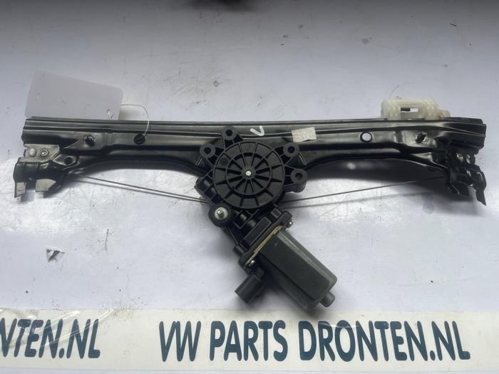 Mécanique vitre 2portes avant gauche d'un Fiat 500, -, 3 mois de garantie, Utilisé, Fiat