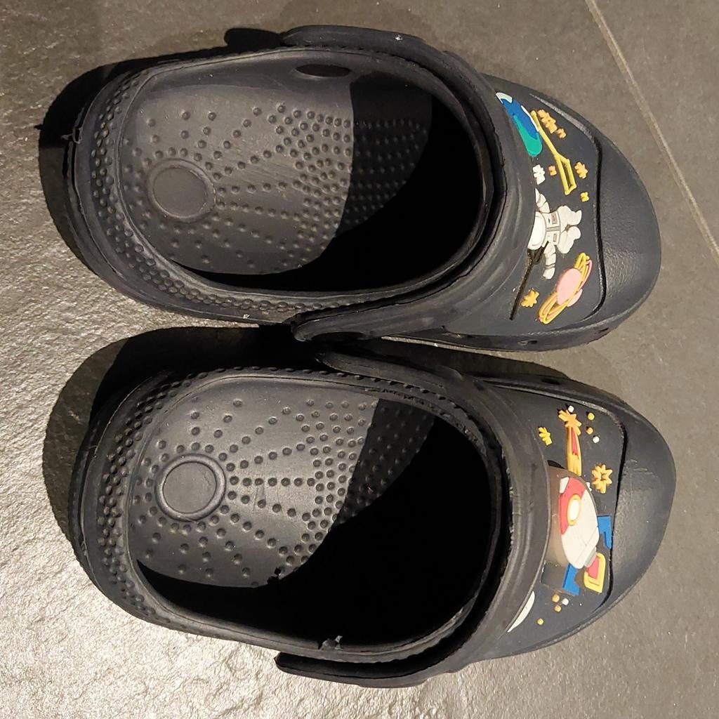 Crocs, Kinderen en Baby's, Kinderkleding | Schoenen en Sokken, Ophalen, Zo goed als nieuw, Overige typen