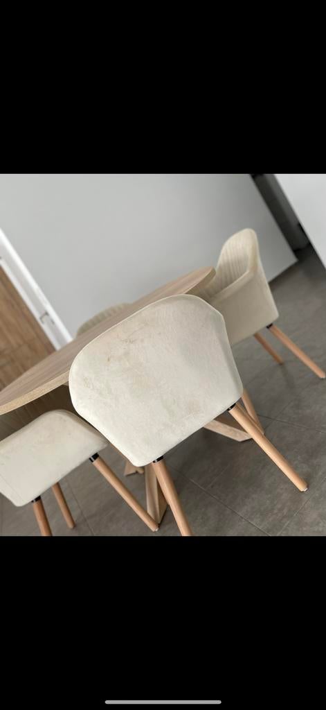 Table + 4 chaises, Maison & Meubles, Enlèvement, Comme neuf, Bois