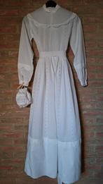 Robe de communion 1964, Enlèvement