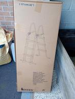 Zwembad ladder nieuw, Ophalen, Ladder