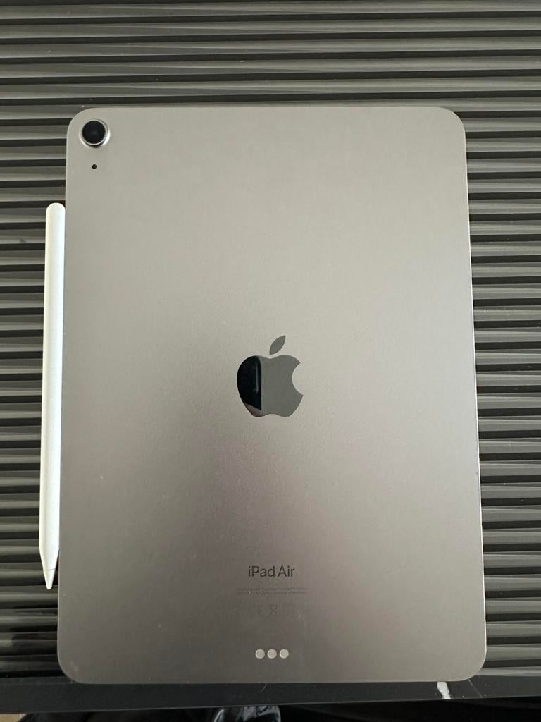 Ipad Air 11 inch 128GB, Computers en Software, Apple iPads, Ophalen of Verzenden, Zo goed als nieuw, 11 inch, 128 GB
