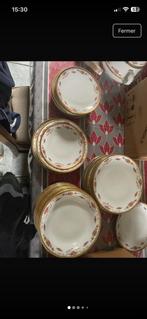 Borden, Antiek en Kunst, Antiek | Servies compleet, Ophalen of Verzenden