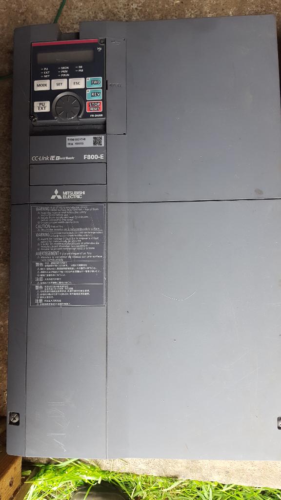 MITSUBISHI FREQUENTIEOMVORMER FR-F840-00620-E2-60 DEFECT, Hobby en Vrije tijd, Elektronica-componenten, Gebruikt, Ophalen