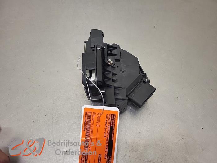 Serrure portière mécanique 4portes avant droite d'un Ford, -, 3 mois de garantie, -, -