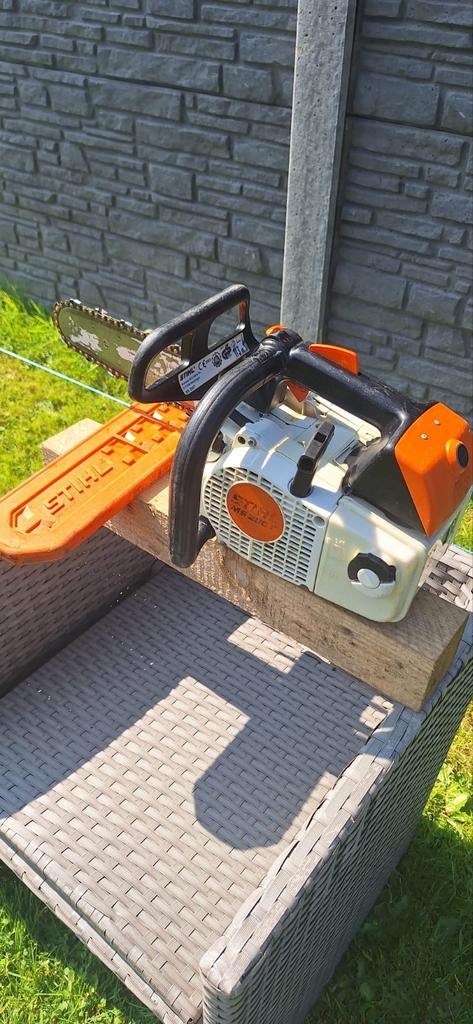 Elageuse STIHL MS 200T, Enlèvement
