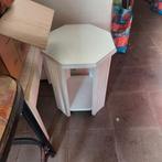 Tafeltje, Enlèvement