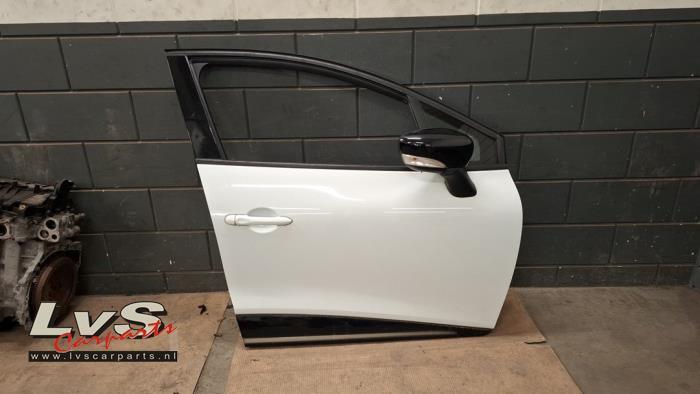 Portier 4Deurs rechts-voor van een Renault Clio (OV369), Gebruikt, -, -, Ophalen of Verzenden