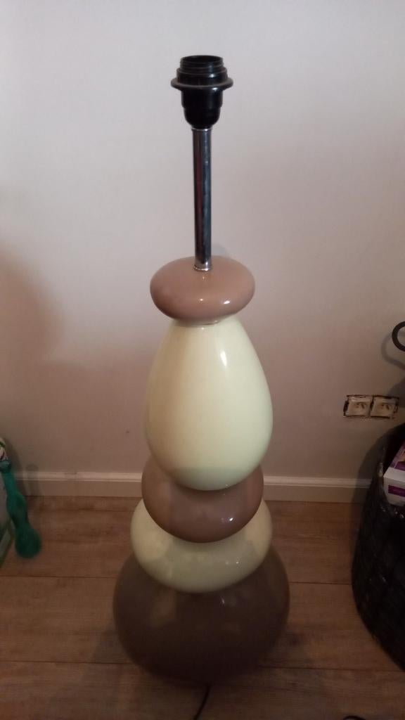 Grande lampe coquillage, Enlèvement