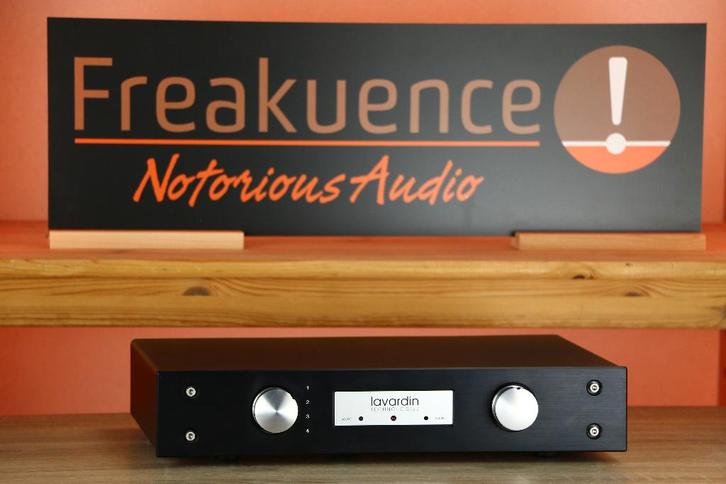 Lavardin ISX Reference TRADE.INRUIL. Een lekkere versterker!, Audio, Tv en Foto, Versterkers en Ontvangers, Zo goed als nieuw