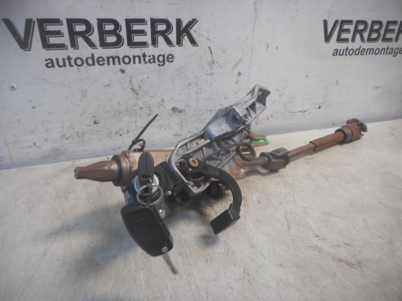 COLONNE DE DIRECTION Ford Focus 2 C+C (4m51-3c529-fd), Autos : Pièces & Accessoires, Commande, Utilisé, Ford