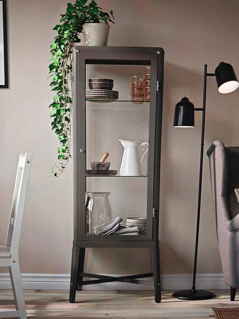 Vitrine IKEA modèle FABRIKÖR, Maison & Meubles, Armoires | Vitrines, 25 à 50 cm, Verre, Comme neuf, Enlèvement
