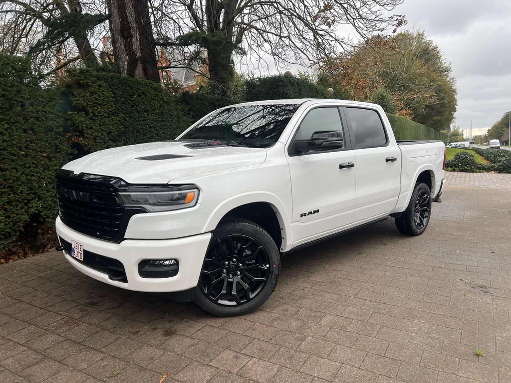 Dodge Ram Limited Night €77.900,- excl btw. (automaat), Auto's, Dodge, Particulier, Te koop, Overige modellen, Airbags, Airconditioning