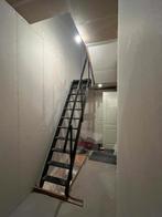 Escalier de 220 m de haut, main courante incluse, Enlèvement, Comme neuf, Escalier, 2 à 4 mètres