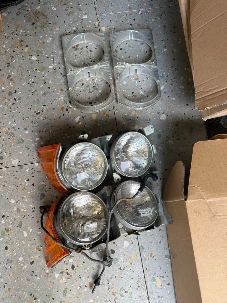 Koplampen r107, Ophalen, Gebruikt, Mercedes-Benz, Verlichting