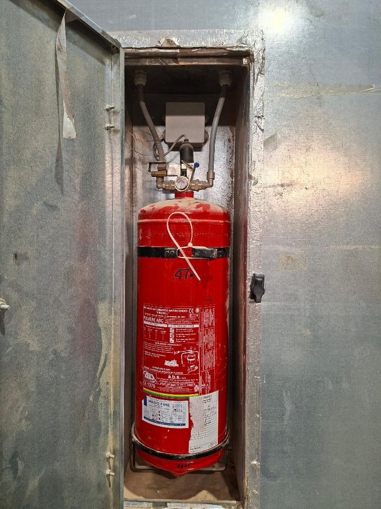 machine à cerner les bords avec extraction sous vide, Articles professionnels, Enlèvement