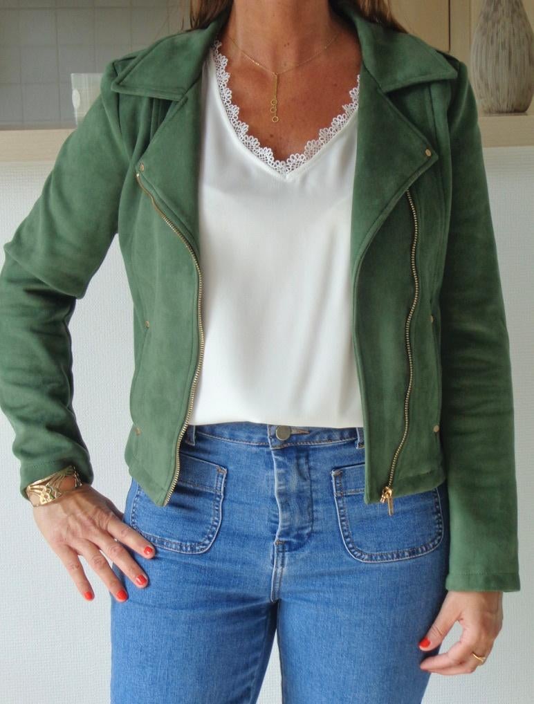 Donkergroen jasje - perzikstof, Ophalen of Verzenden, Zo goed als nieuw, Maat 36 (S)