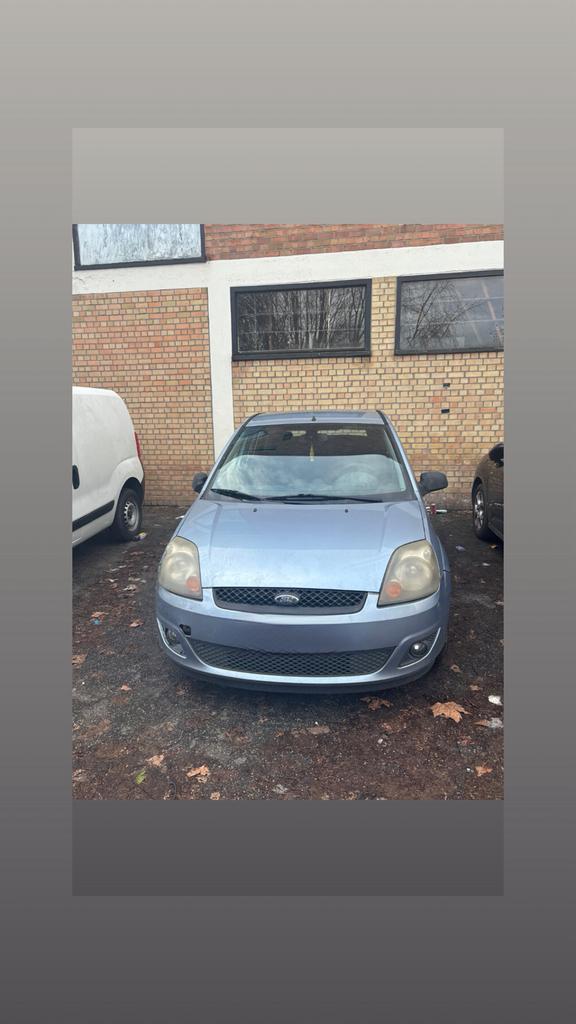 Ford Fiesta 1.3 Essence – 2006, Achat, Boîte manuelle, Noir, 5 portes