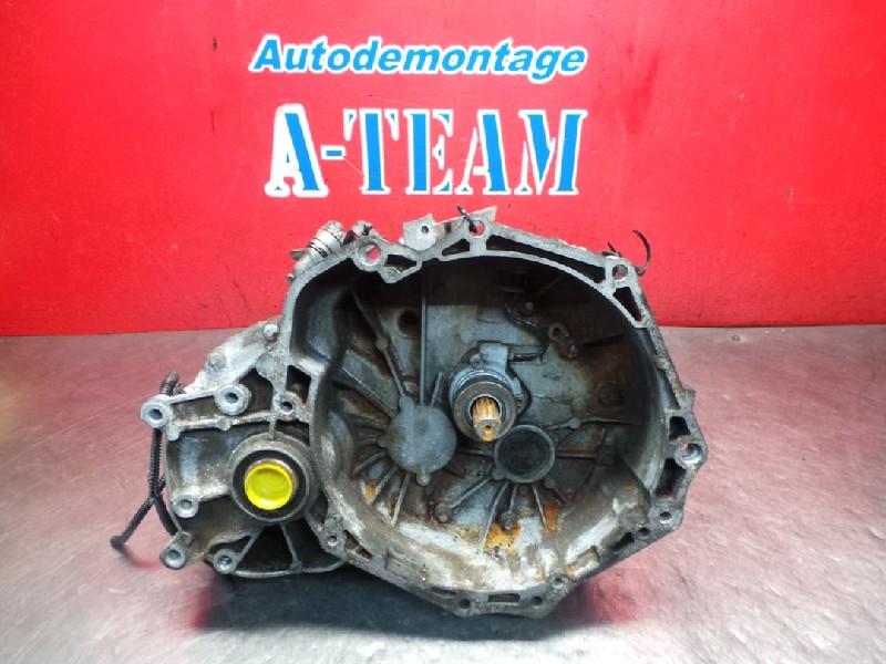 BOITE DE VITESSES MANUELLE ABS Astra H SW (L35) (55351518), Utilisé, Opel