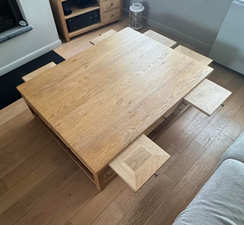 Table de salon en chêne réalisée par un ébéniste, Enlèvement, Comme neuf, Chêne