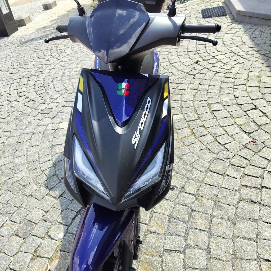 Sirocco A klasse 2000 km, Fietsen en Brommers, Scooters | Yamaha, Ophalen of Verzenden