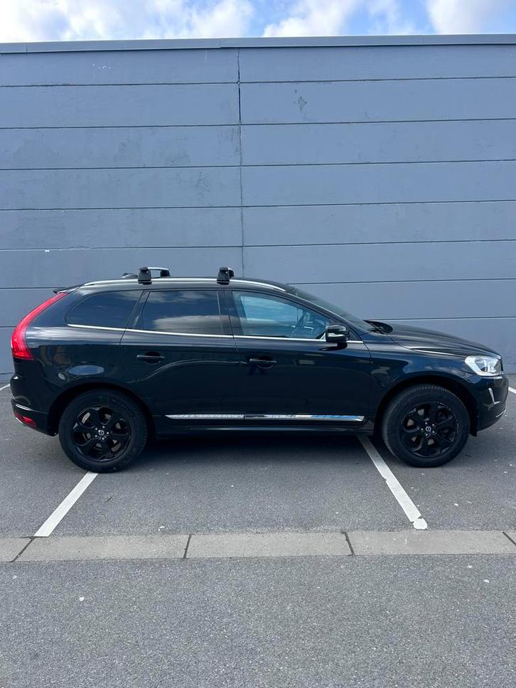 Volvo xc60 D4 euro6b, Autos, Volvo, Particulier, XC60, ABS, Caméra de recul, Airbags, Air conditionné, Alarme, Bluetooth, Feux de virage