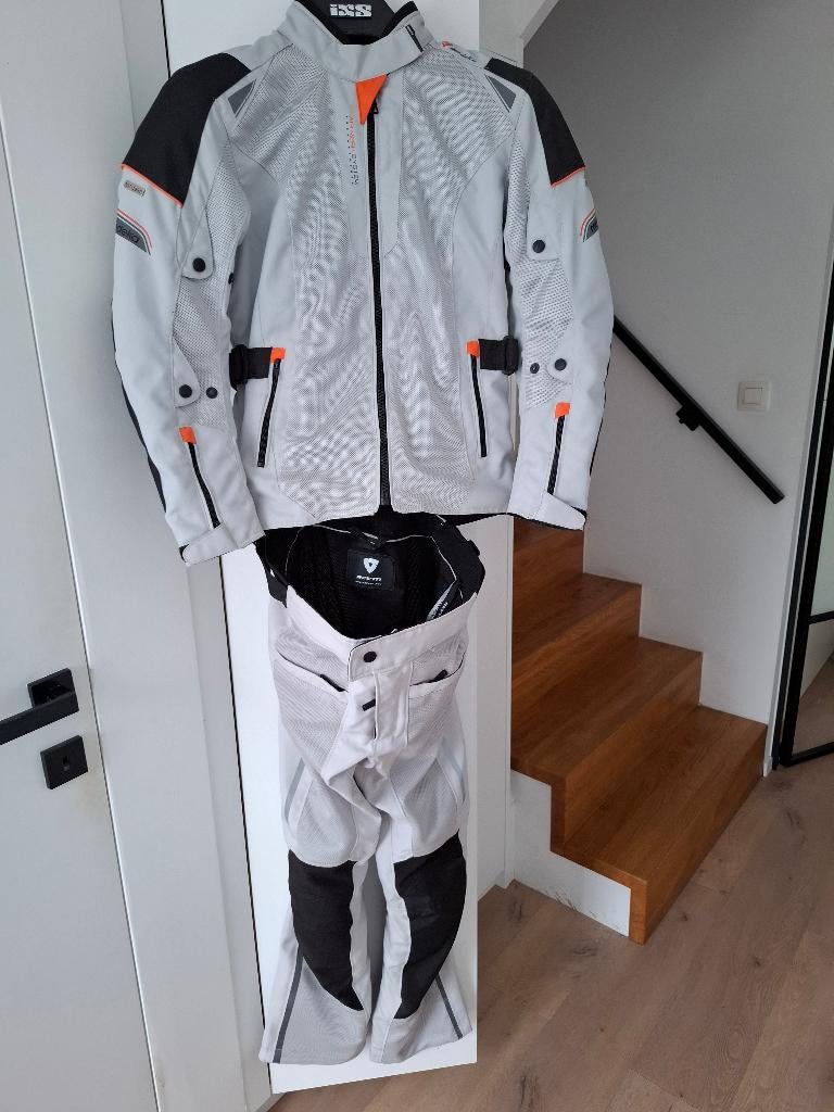 Veste et pantalon de moto pour femme taille 34/36, Motos, Seconde main, Femmes, Enlèvement, Combinaison
