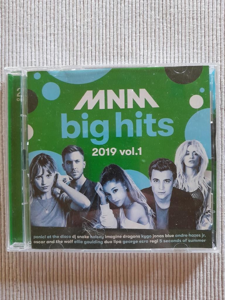MNM big hits 2019 volume 1, Cd's en Dvd's, Cd's | Verzamelalbums, Ophalen of Verzenden, Zo goed als nieuw, Pop