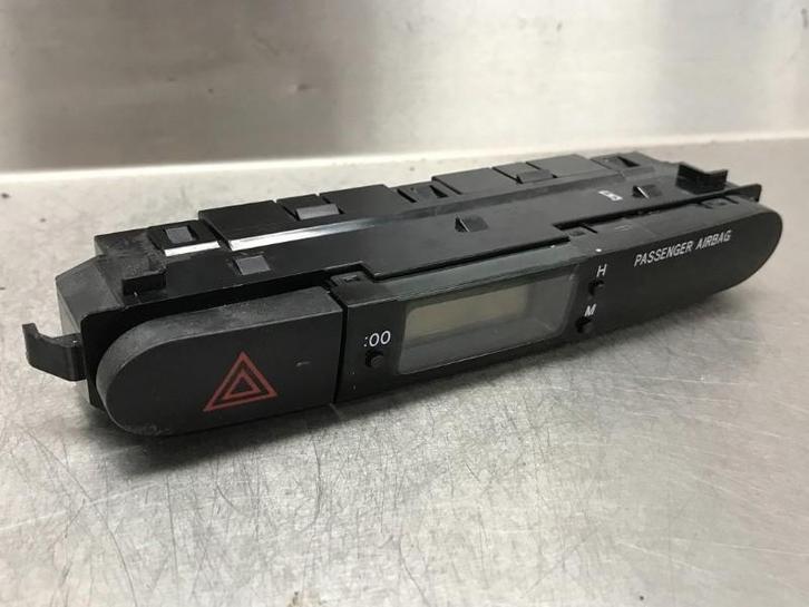 HORLOGE Toyota Urban Cruiser (|8395052100|), Autos : Pièces & Accessoires, Autres pièces automobiles, Toyota, Utilisé