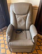 Sta op stoel in leder, Ophalen, Zo goed als nieuw
