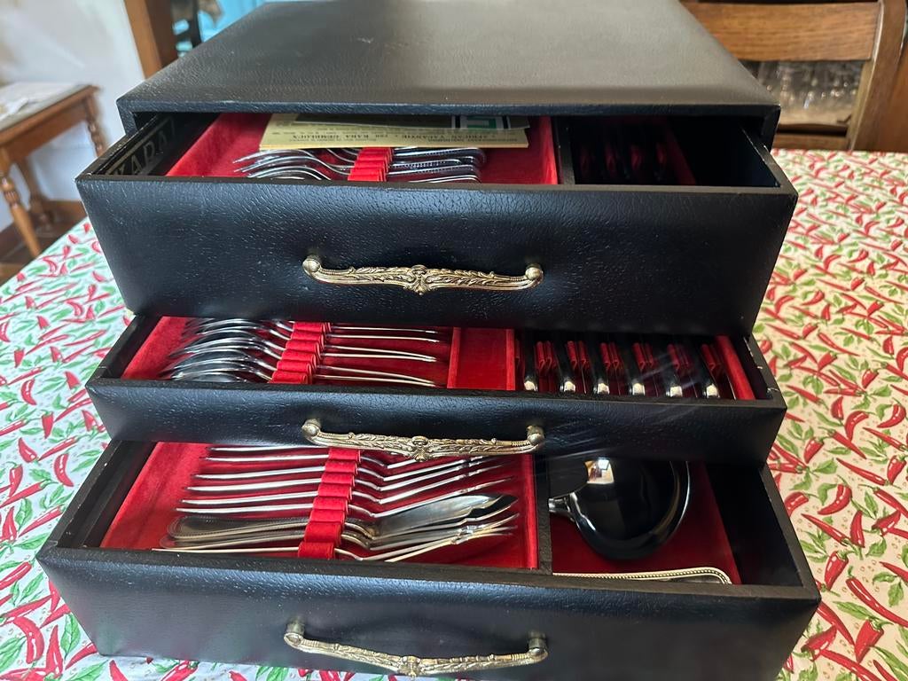 KARA Gembloux Karanium 124 bestekkoffer, goed onderhouden, Antiek en Kunst, Ophalen