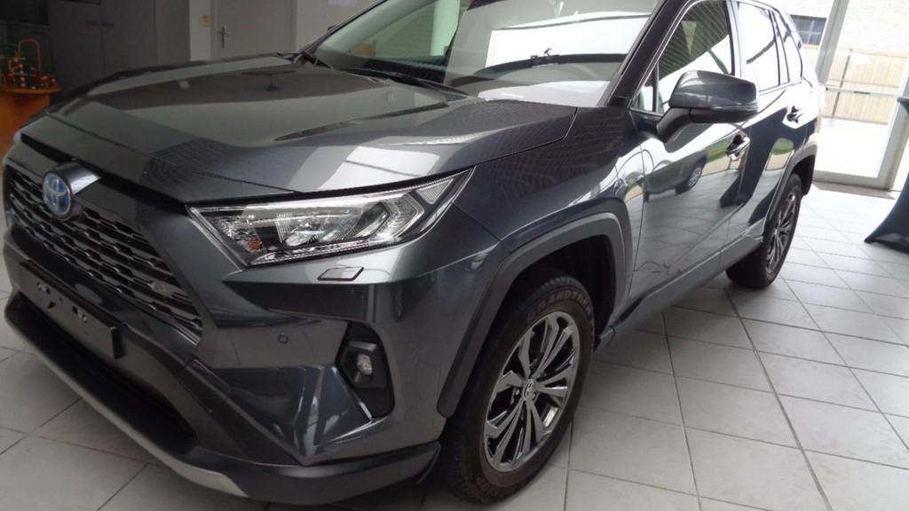 Toyota RAV4 DYNAMIC HYBRIDE + LEDER (automatique), Autos, Cuir, 2487 cm³, 129 g/km, Carnet d'entretien